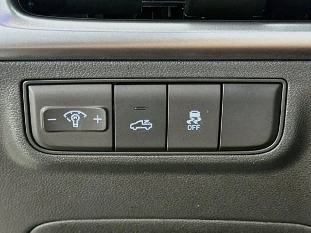 New 2027 White Hyundai SEL image 20