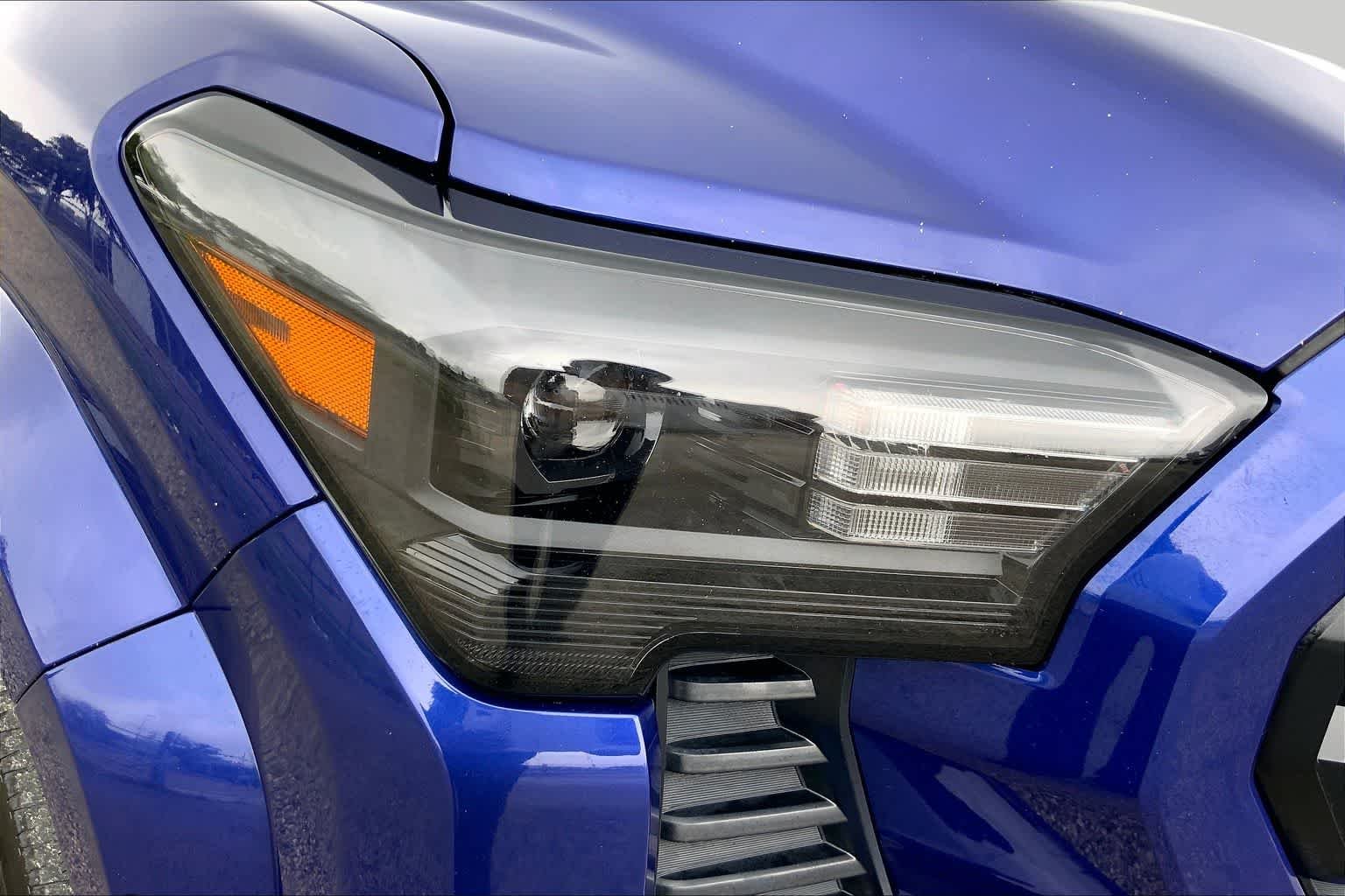 Used 2024 Blue Crush Metallic Toyota SR5 image 27