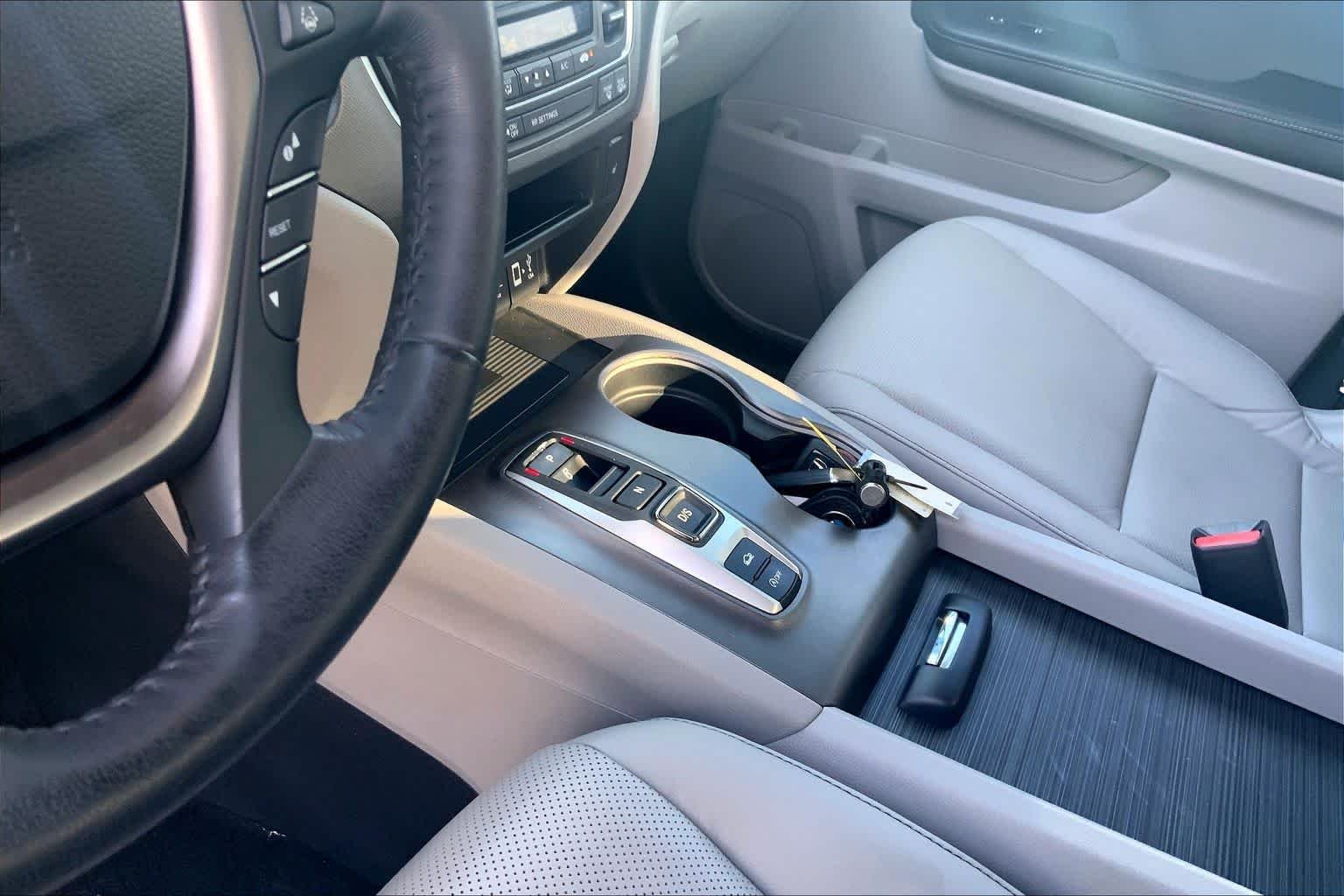 Used 2021 Obsidian Blue Pearl Honda RTL-E image 16