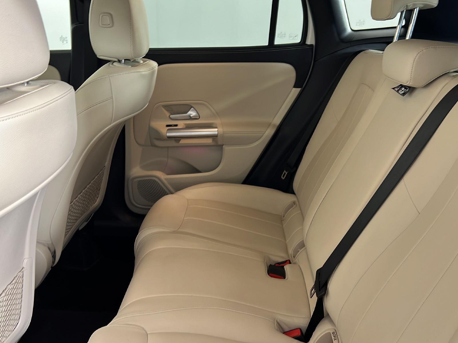 Used 2023 Polar White Mercedes-Benz GLA 250 image 12