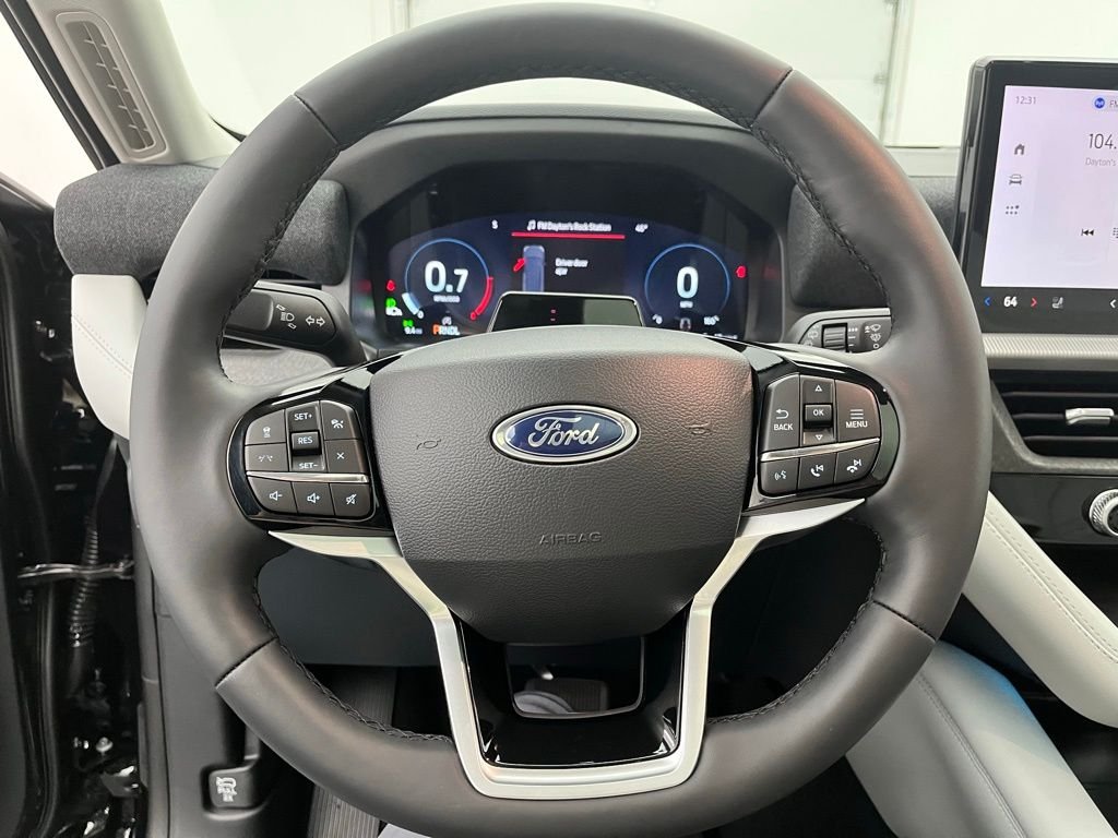 New 2026 Black Ford Platinum image 24