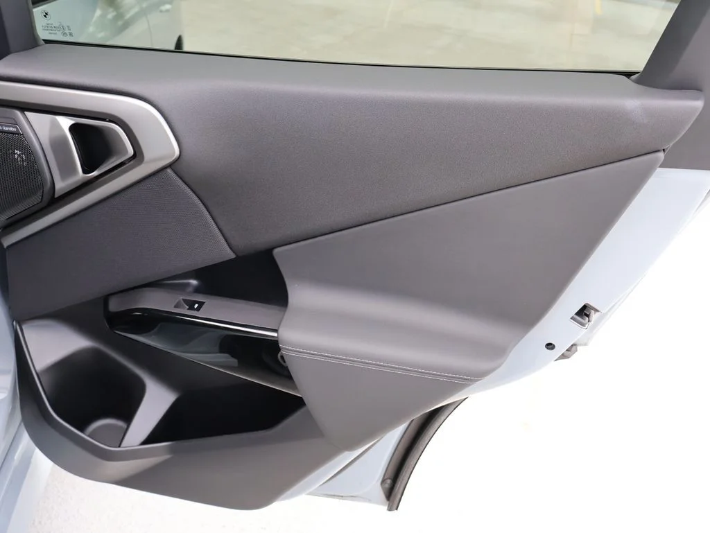 Used 2026 Brooklyn Gray Metallic BMW M50 xDrive image 17