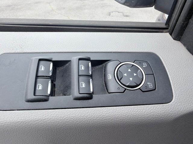 Used 2015 Blue Ford XLT image 14