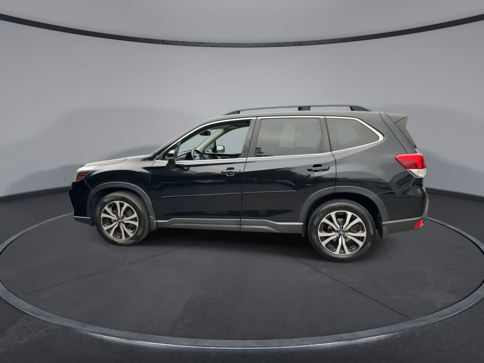 Used 2019 Crystal Black Silica Subaru Limited image 5