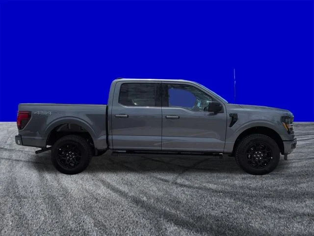 New 2026 Gray Ford XLT image 3