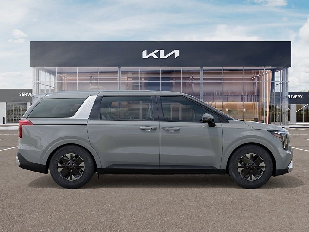 New 2027 Ceramic Silver Kia LXS image 7