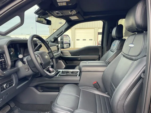 2026 Ford F-250 Super Duty Platinum - Photo 7