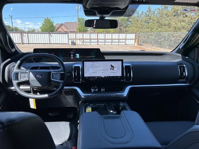 New 2026 Oxford White Ford Platinum image 63