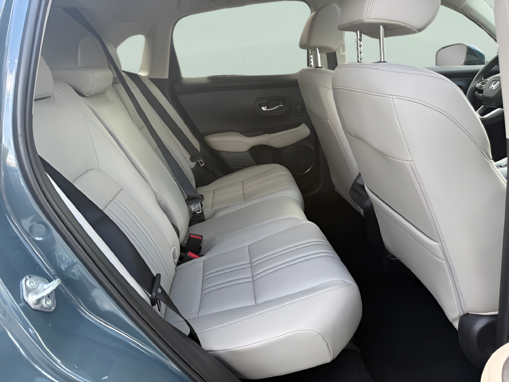 Used 2027  Honda EX-L image 12