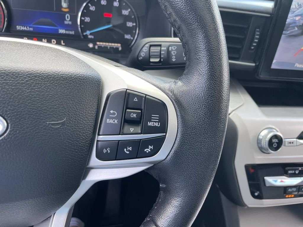 Used 2023 Silver Ford XLT image 28