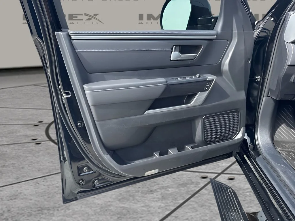 Used 2025 Black Toyota Platinum image 27