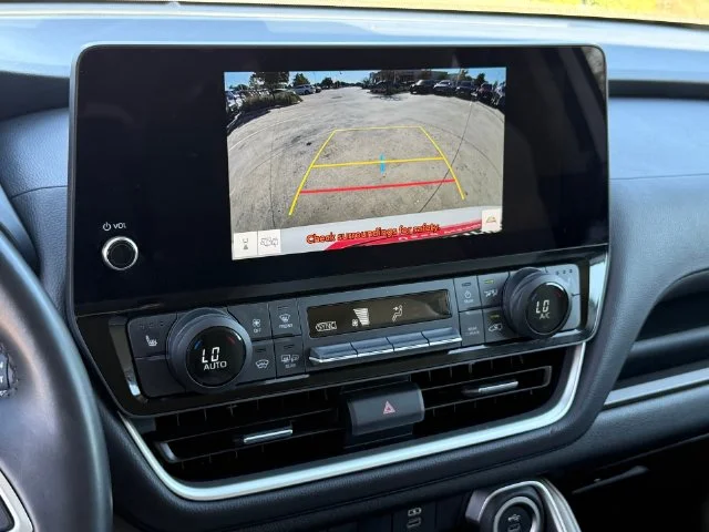 Certified Used 2024 WIND CHILL PEARL Toyota XLE image 15