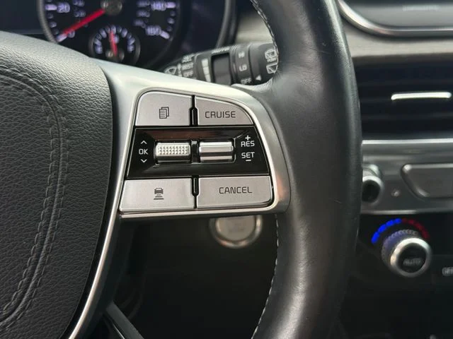Used 2022 White Kia SX image 13