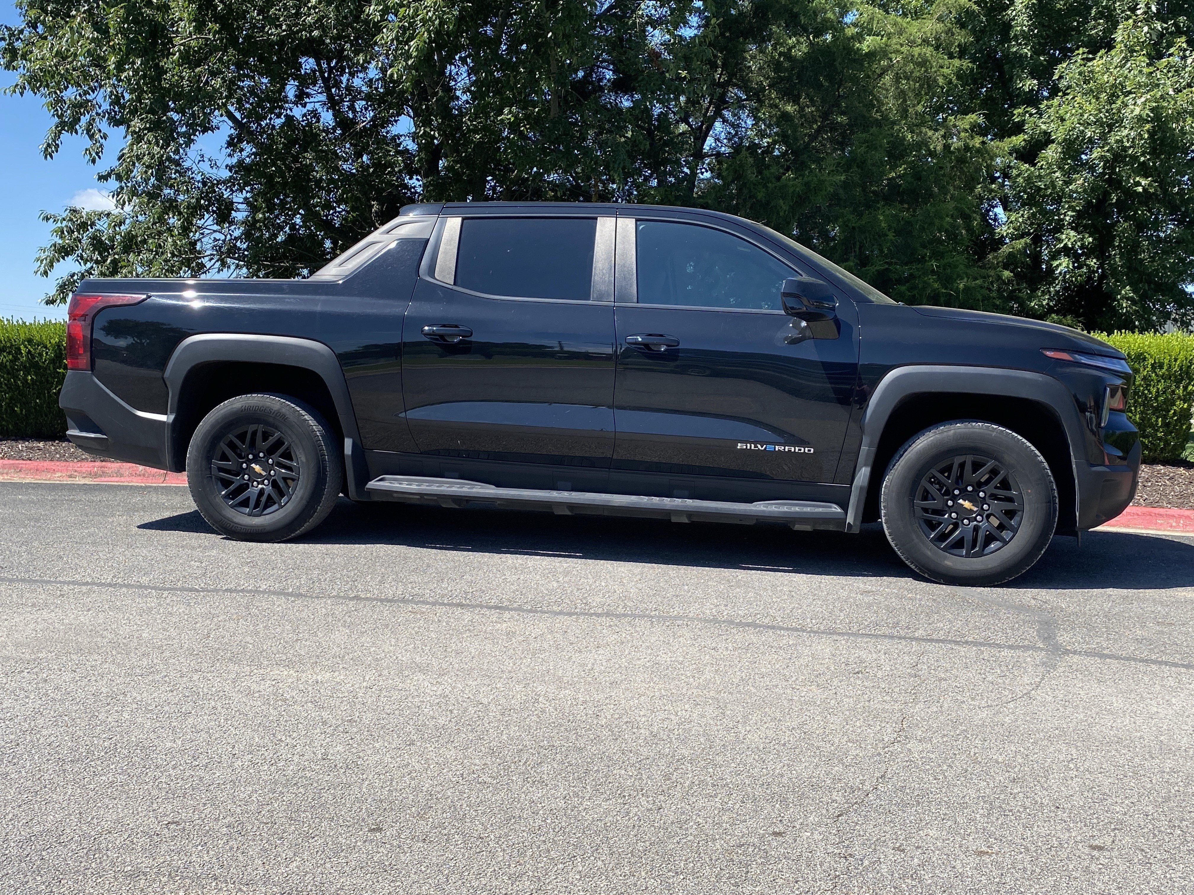 Used 2024 Chevrolet Silverado EV Work Truck with VIN 1GC10UED1RU205033 for sale in Bentonville, AR