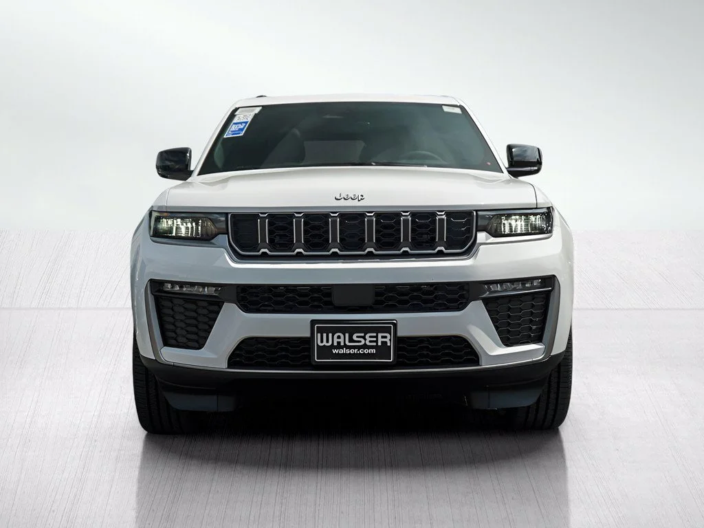 New 2026 Bright White Clearcoat Jeep Limited image 2