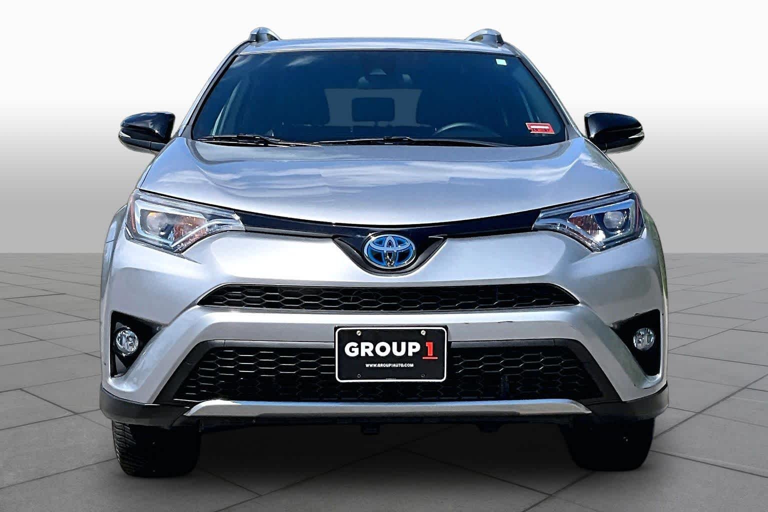 Used 2018 Silver Sky Metallic Toyota Hybrid SE image 4