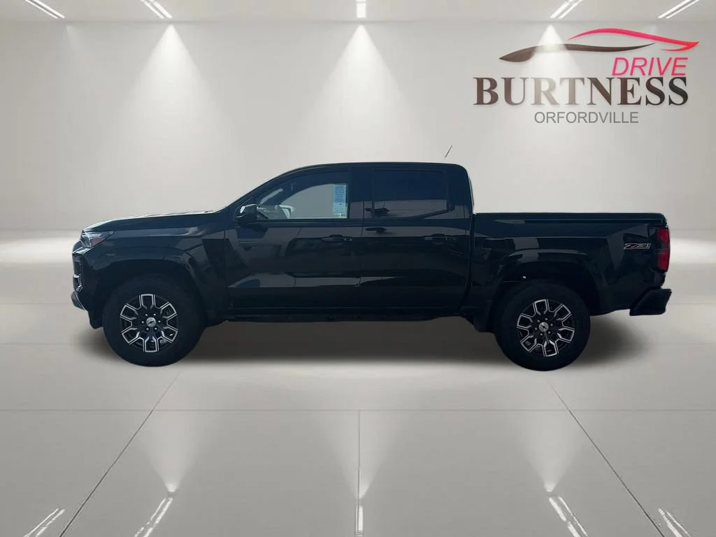 New 2026 Black Chevrolet Z71 image 5
