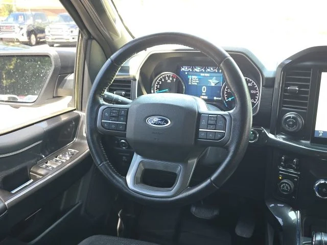 Used 2022 White Ford XLT image 37