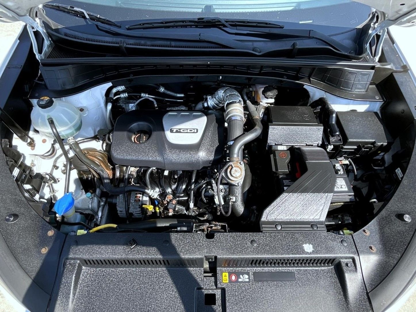 Certified Used 2017 White Hyundai Eco image 25