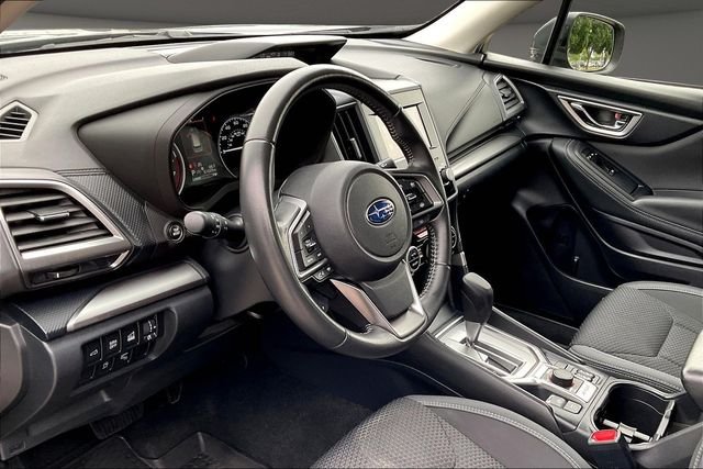 Used 2022 Black Subaru Premium image 12