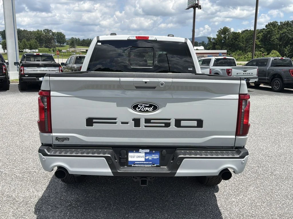 New 2026 White Ford XLT image 5