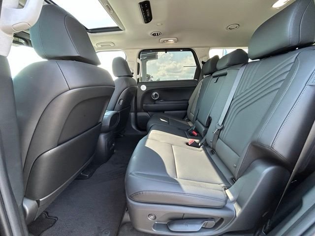 New 2026 Red Hyundai Blue SEL Premium 8P image 8