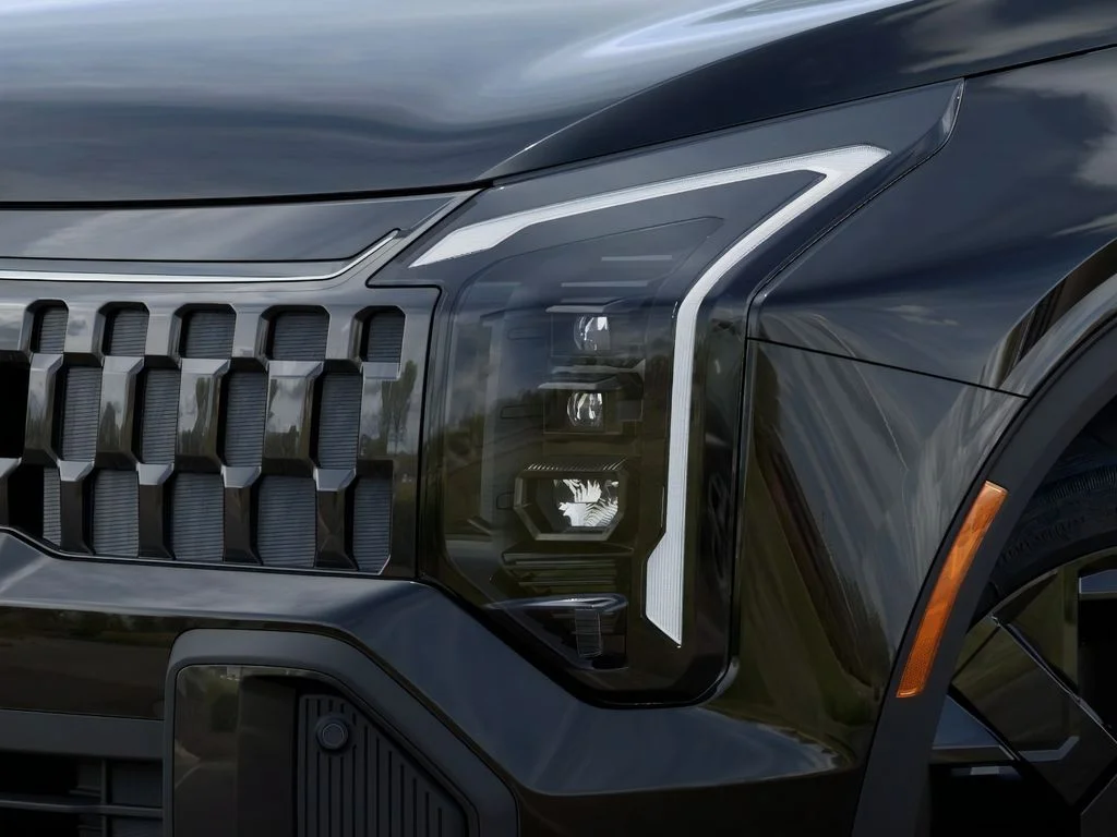 New 2026 Black Kia X-Line image 10