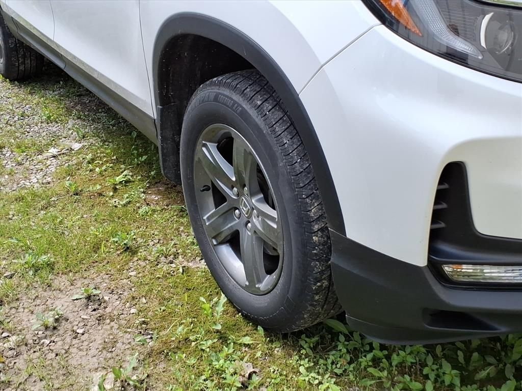 Used 2023 White Honda RTL image 24