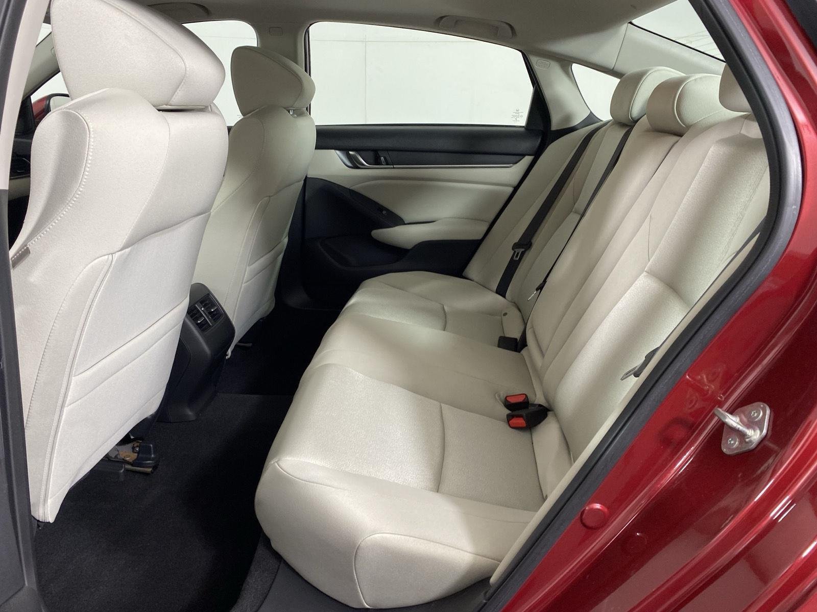 Used 2018 Radiant Red Metallic Honda EX 1.5T image 23