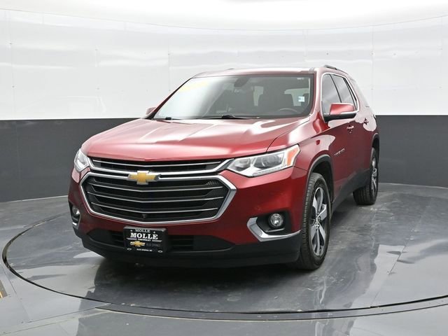 Used 2021 Chevrolet Traverse 3LT with VIN 1GNEVHKW2MJ152974 for sale in Kansas City