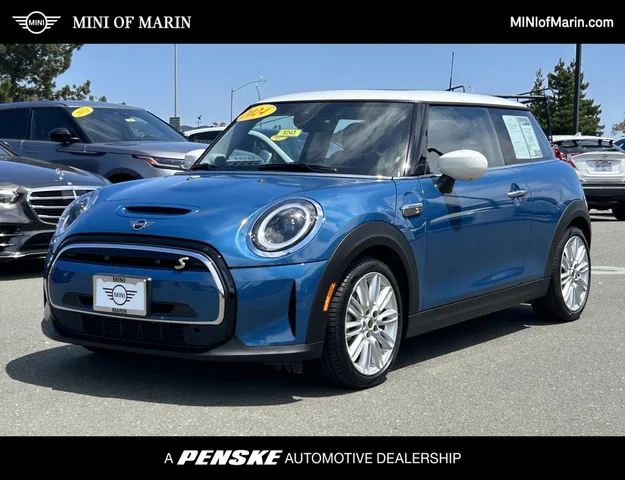 2024 MINI Cooper SE Electric Signature