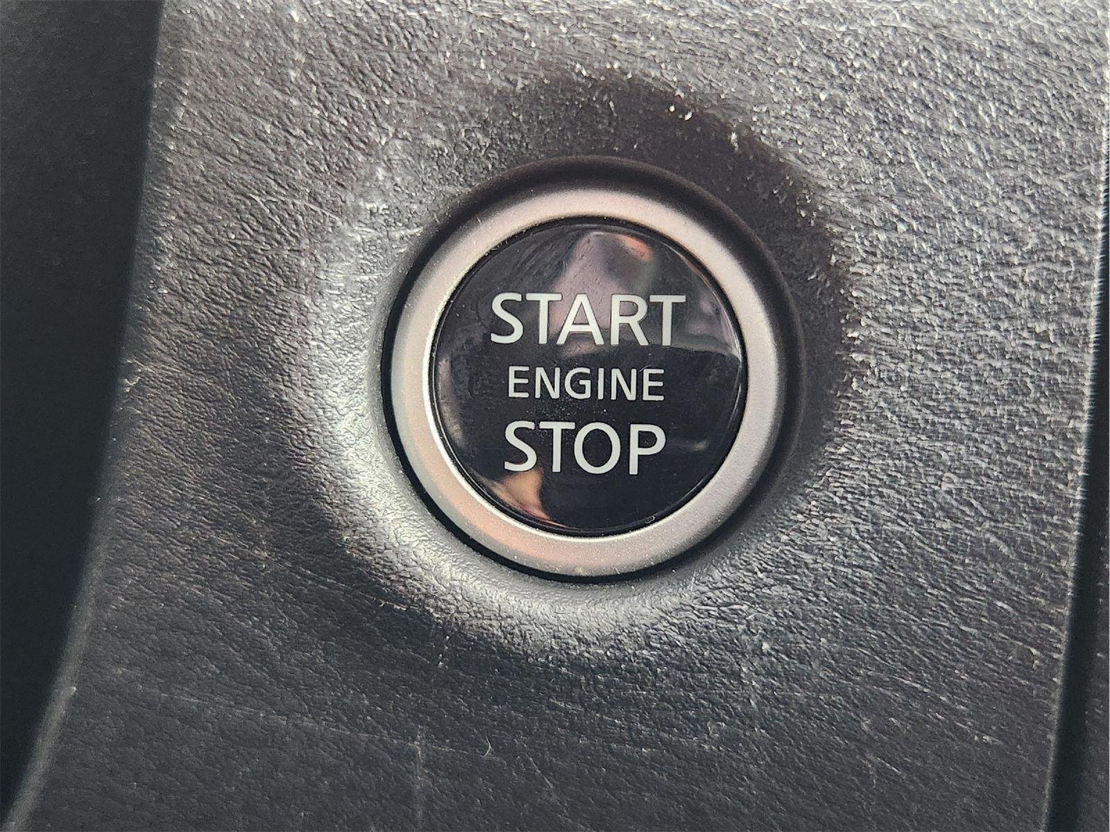 2024 Nissan Frontier photo 21 of 33