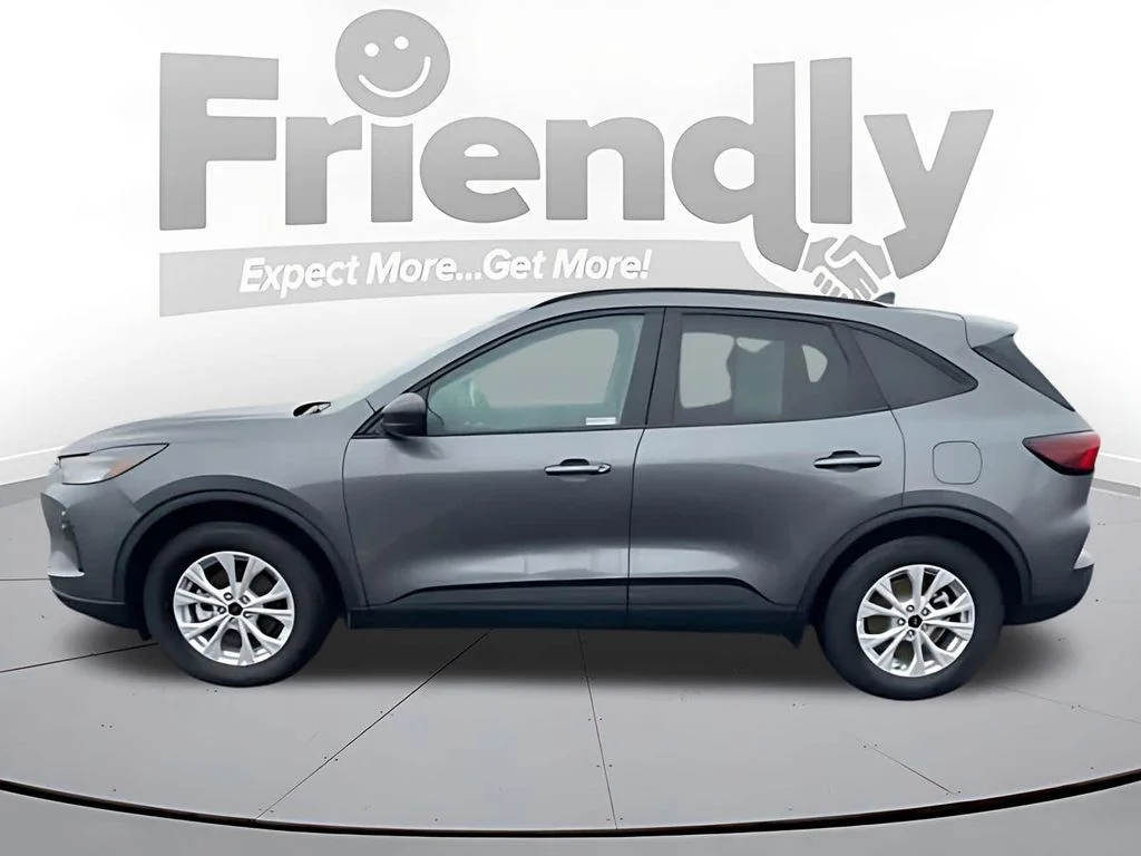 Used 2025 Gray Ford Active image 8