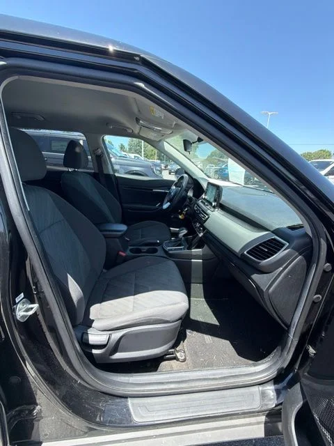 Used 2021 Black Kia LX image 18