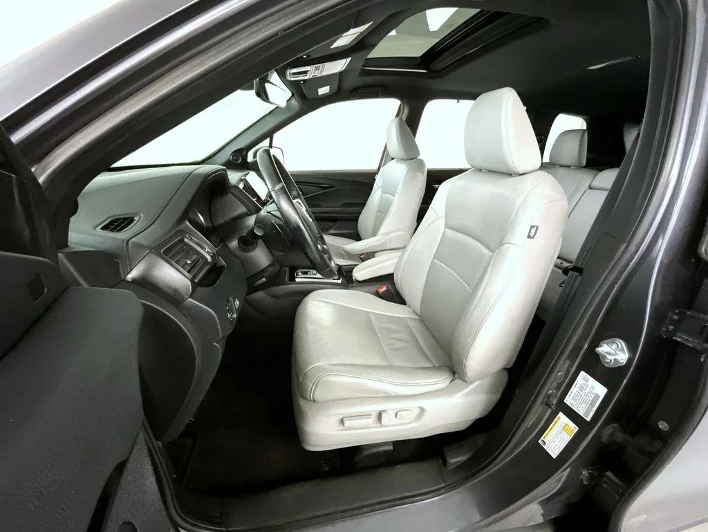 Certified Used 2021 Gray Honda Elite image 10