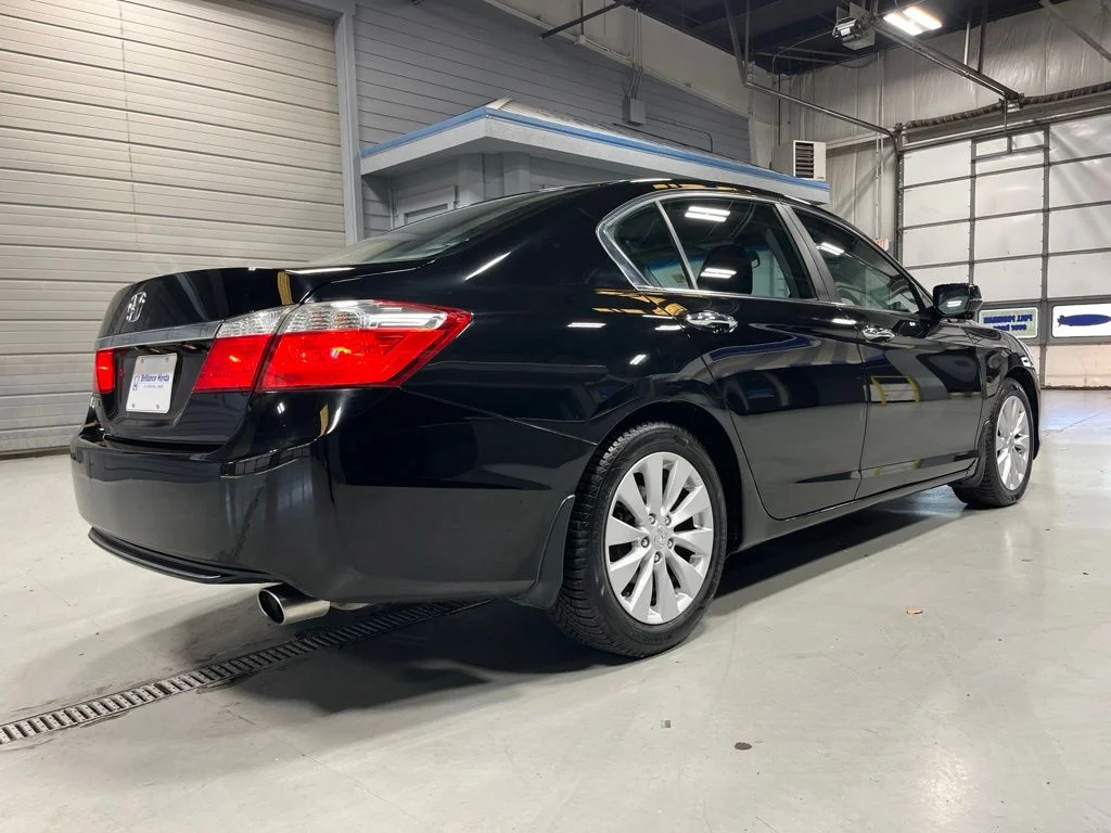 Used 2013 Crystal Black Pearl Honda EX-L image 7
