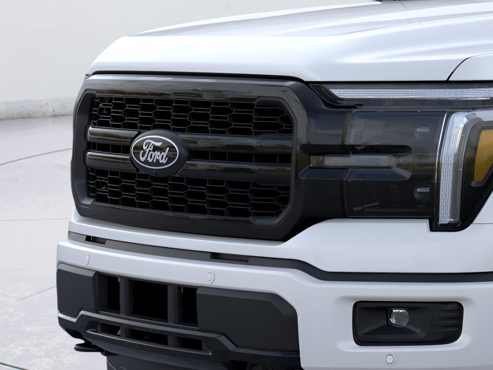 New 2026 Star White Metallic Tri-Coat Ford Lariat® image 17