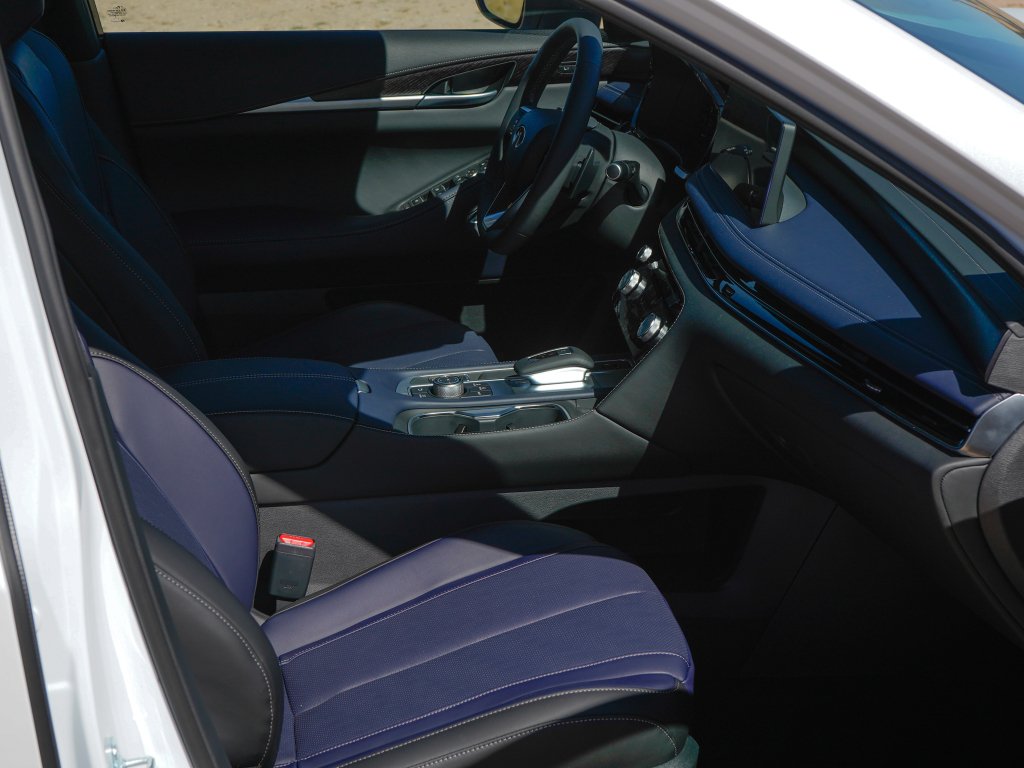 Certified Used 2026 Radiant White INFINITI SPORT image 17