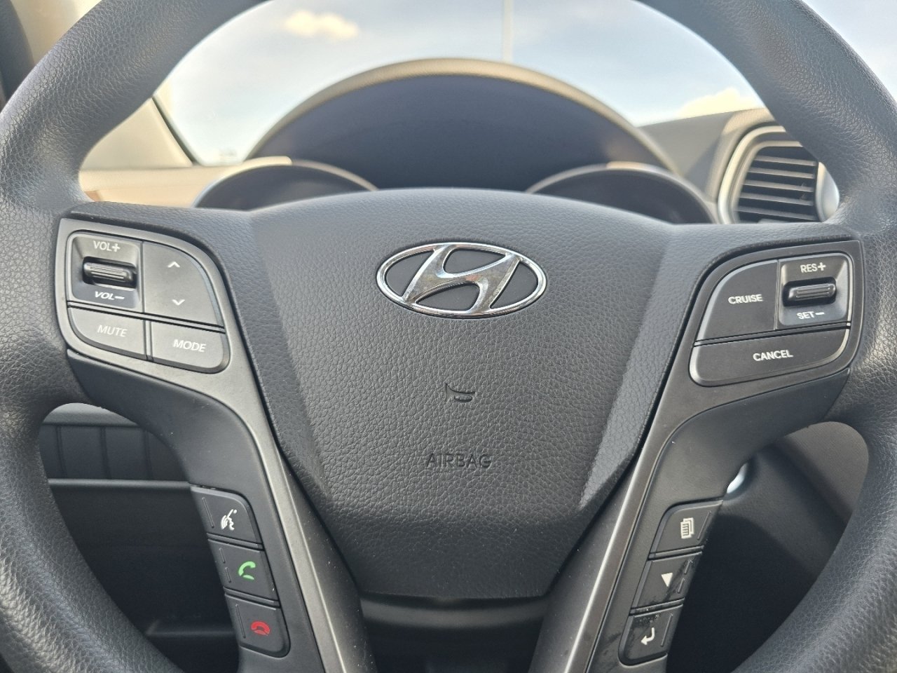Used 2018 Silver Hyundai  image 26