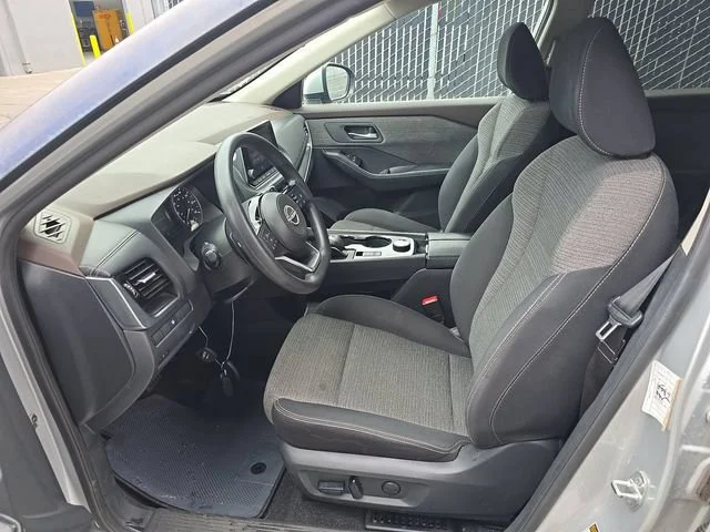 Used 2022 Brilliant Silver Metallic Nissan SV image 6