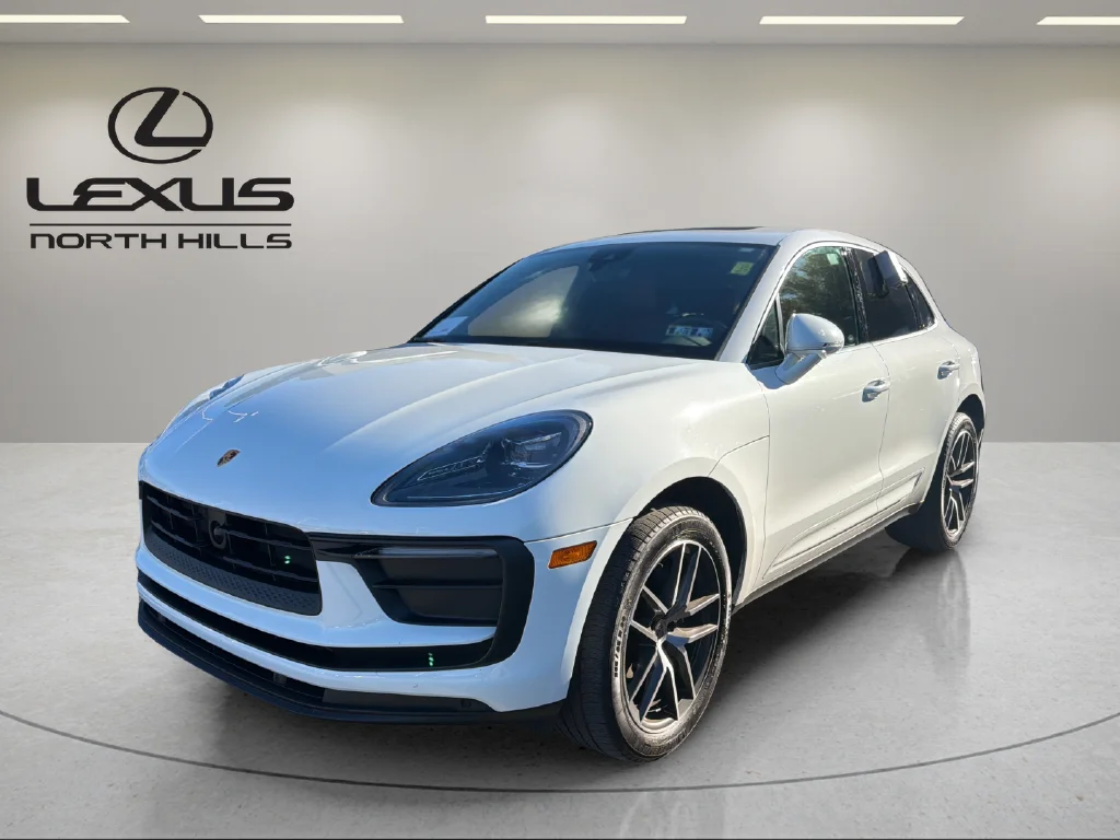 2023 Porsche Macan