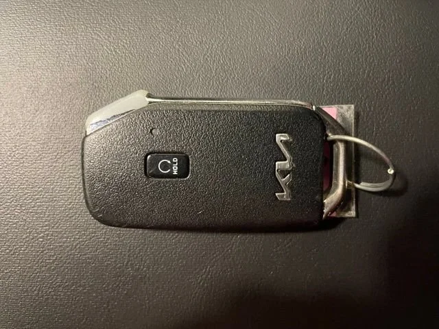 Used 2024  Kia GT-Line image 31