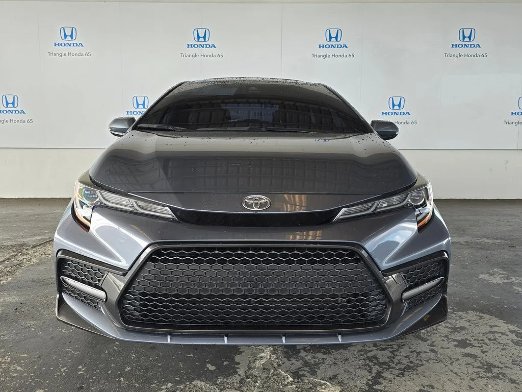 Used 2022  Toyota SE image 28