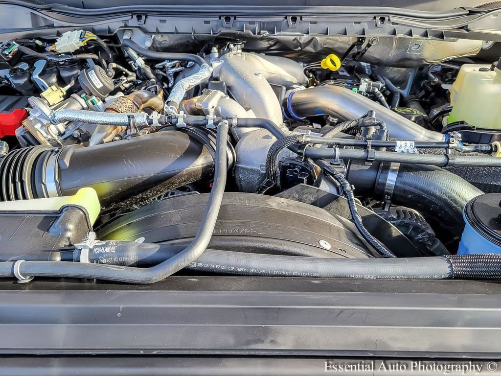 2024 Ford F-550 Super Duty Chassis Cab XL - Photo 25