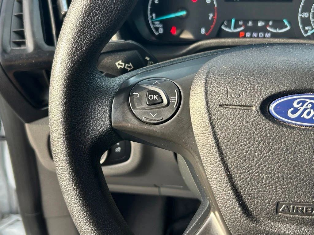 Used 2022 Frozen White Ford XL image 34