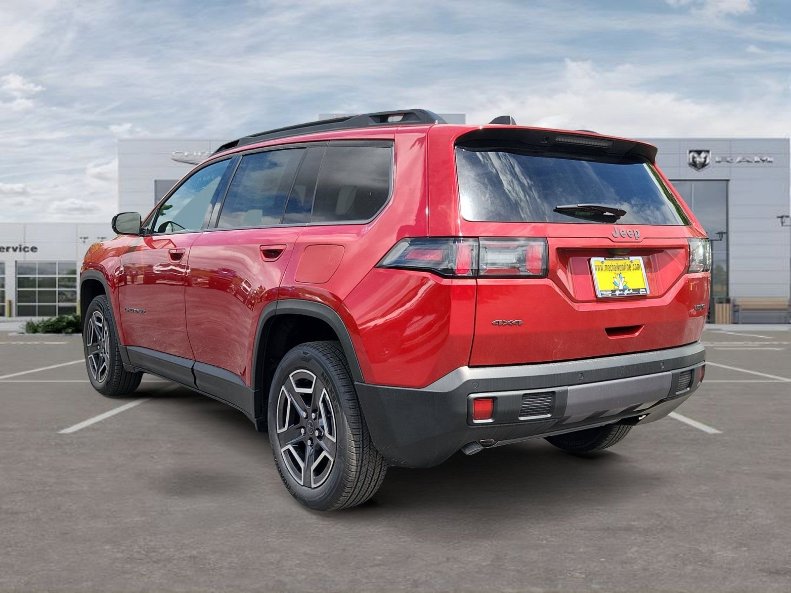 New 2026 Red Hot Pearl-Coat Exterior Paint Jeep Limited image 3