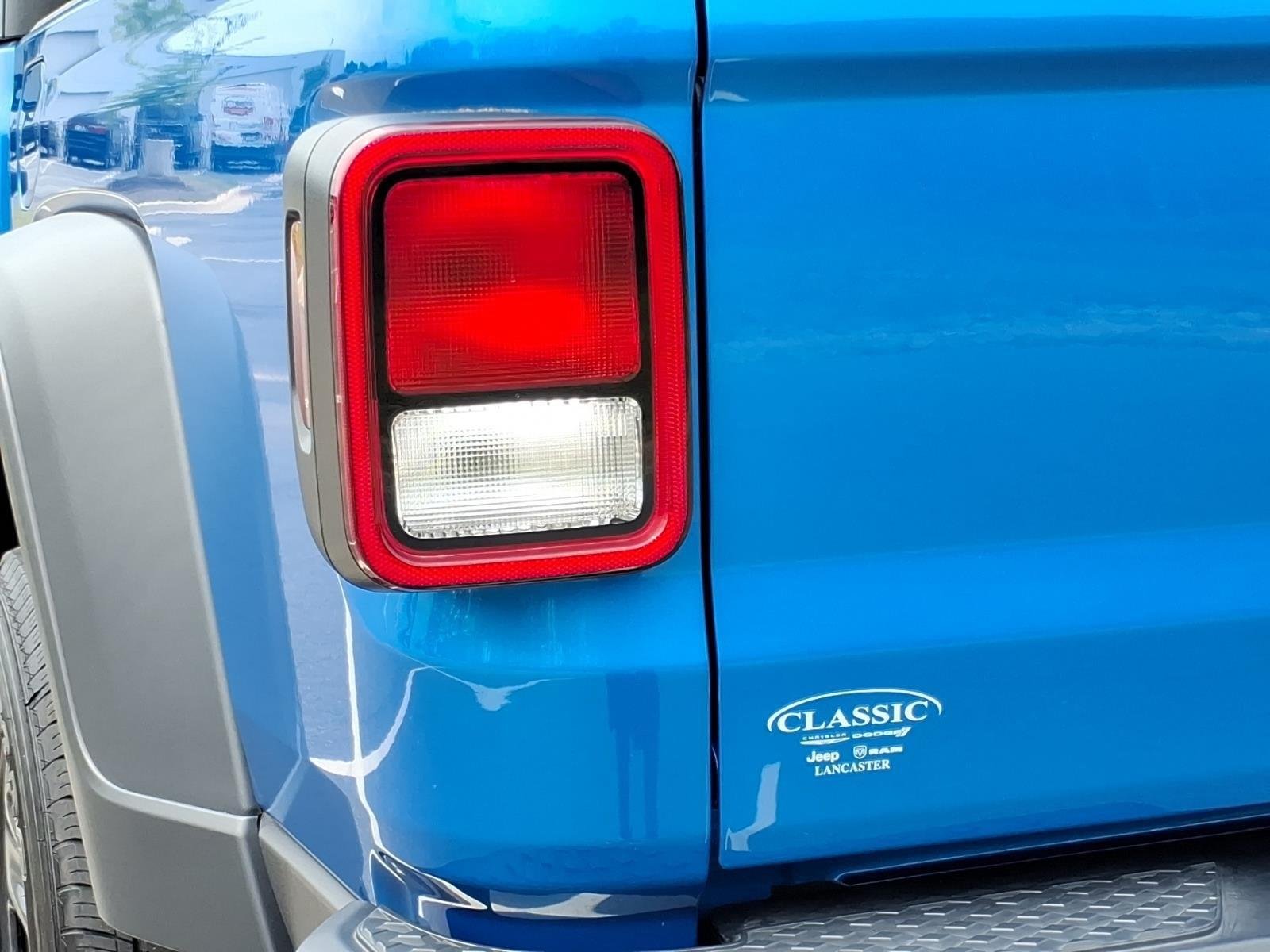 Used 2023 Hydro Blue Pearlcoat Jeep Sport image 19