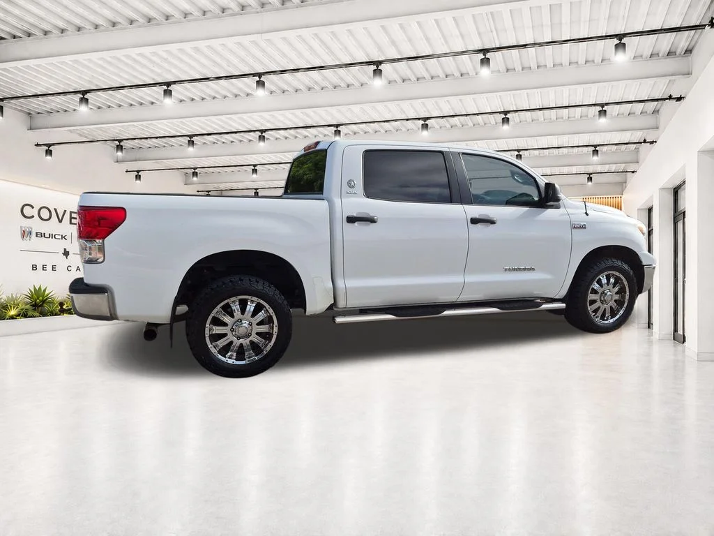 Used 2012 White Toyota Grade image 14