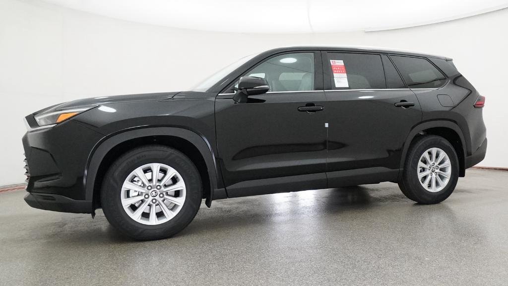 New 2026 Midnight Black Metallic Toyota XLE image 21