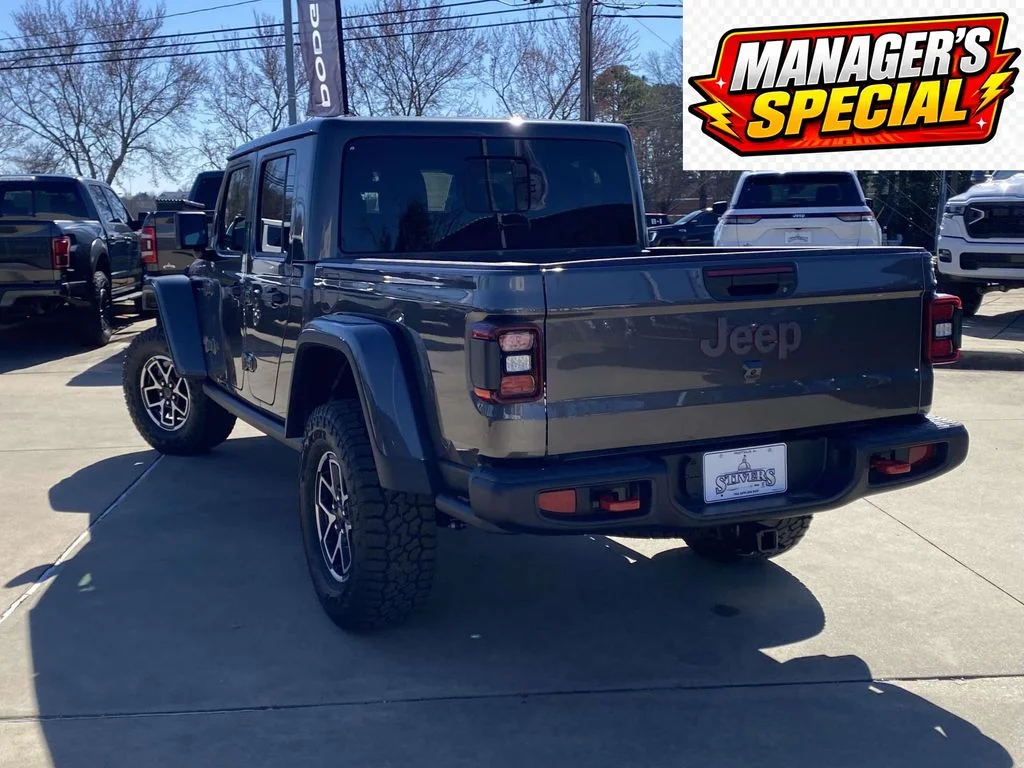 New 2026 Granite Crystal Metallic Clear-Coat Exterior Paint Jeep Rubicon image 4